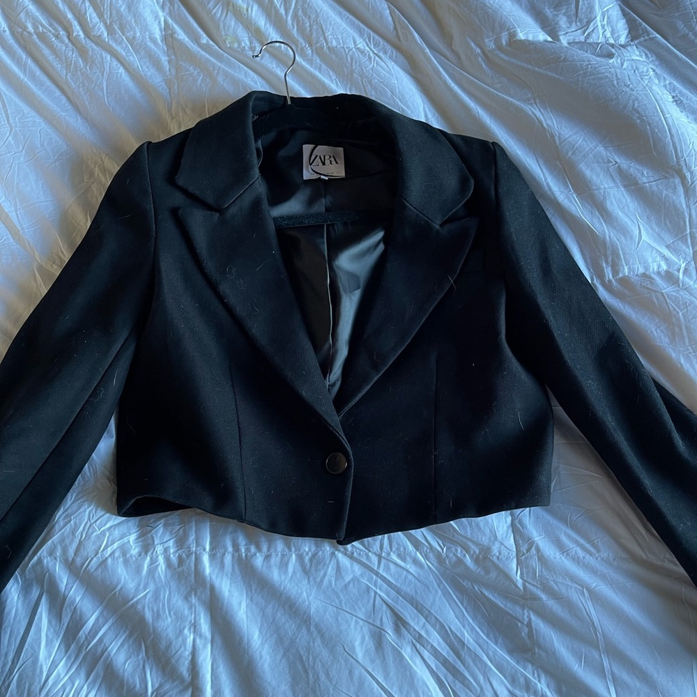 Zara cropped blazer never worn